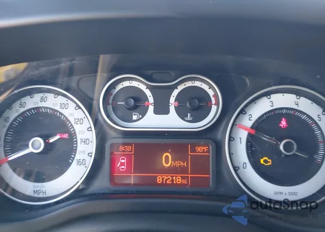 2015 Fiat 500L Urbana Trekking z USA, uszkodzony, nr VIN ZFBCFADH8FZ031957